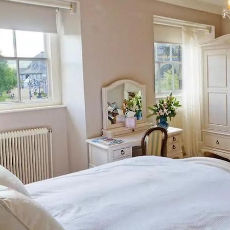 No 6 The Square Tearooms & Accommodation Buxton  Luaran gambar