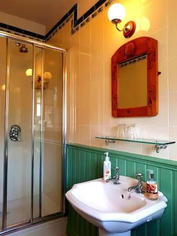 No 6 The Square Tearooms & Accommodation Buxton  Luaran gambar